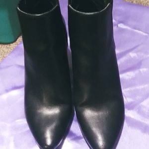 (s5-1) Forever 21 men's boots